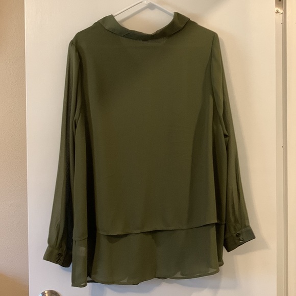 Roaman’s, Olive Blouse, size22W - Picture 2 of 3